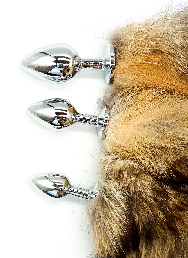 Fox tail with metal plug